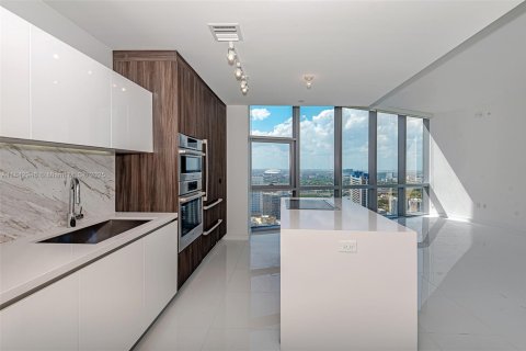 Copropriété à louer à Miami, Floride: 1 chambre № 1939923 - photo 7
