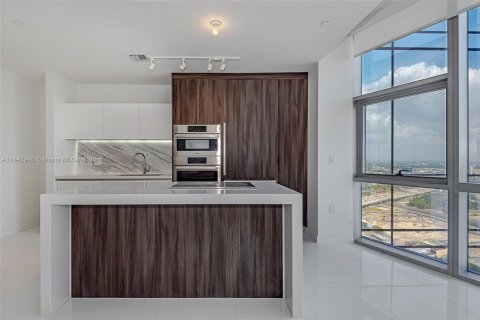 Copropriété à louer à Miami, Floride: 1 chambre № 1939923 - photo 10
