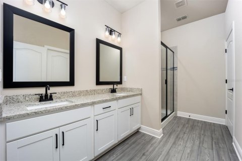 House in Kissimmee, Florida 5 bedrooms, 210.7 sq.m. № 1563792 - photo 5
