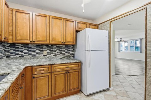 Condo in Daytona Beach, Florida, 2 bedrooms № 2119053 - photo 6