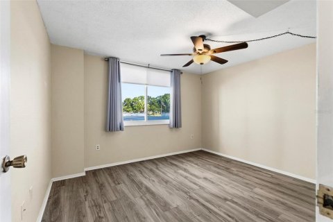 Condo in Daytona Beach, Florida, 2 bedrooms № 2119053 - photo 25