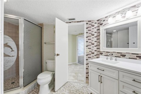 Condo in Daytona Beach, Florida, 2 bedrooms № 2119053 - photo 27