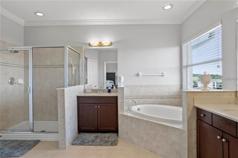 Townhouse in Tampa, Florida 3 bedrooms, 207.26 sq.m. № 1886977 - photo 15