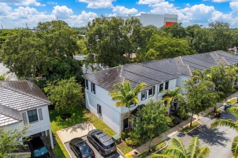 Adosado en venta en Fort Lauderdale, Florida, 3 dormitorios, 142.98 m2 № 2186142 - foto 5