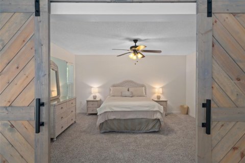 House in Spring Hill, Florida 2 bedrooms, 152.55 sq.m. № 2142813 - photo 19