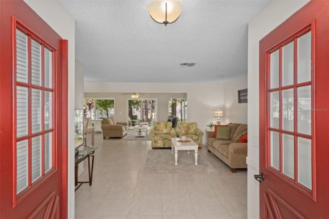 House in Spring Hill, Florida 2 bedrooms, 152.55 sq.m. № 2142813 - photo 7