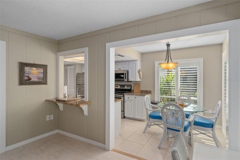 House in Spring Hill, Florida 2 bedrooms, 152.55 sq.m. № 2142813 - photo 16