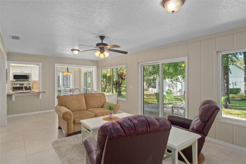 House in Spring Hill, Florida 2 bedrooms, 152.55 sq.m. № 2142813 - photo 13