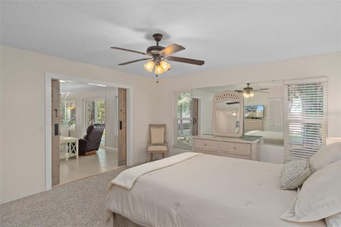 House in Spring Hill, Florida 2 bedrooms, 152.55 sq.m. № 2142813 - photo 21