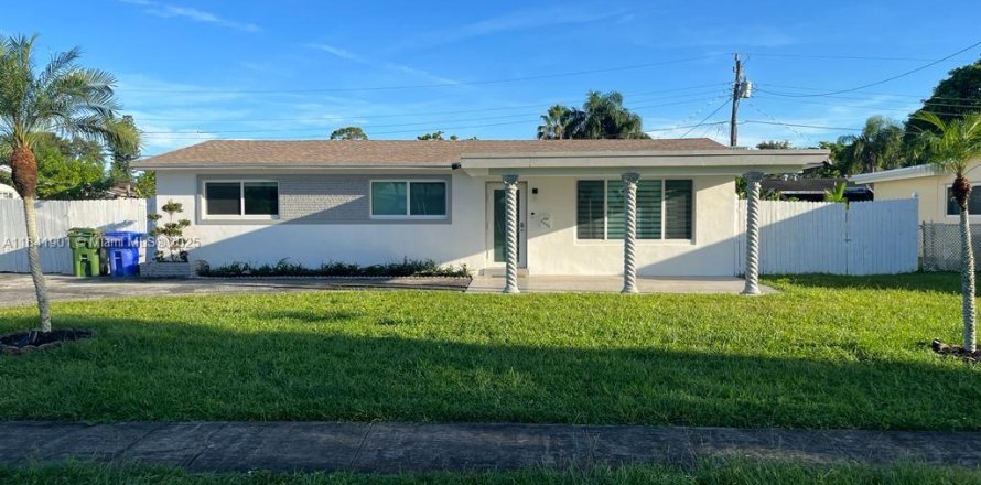 Casa en Pembroke Pines, Florida 3 dormitorios, 123.56 m2 № 1839519