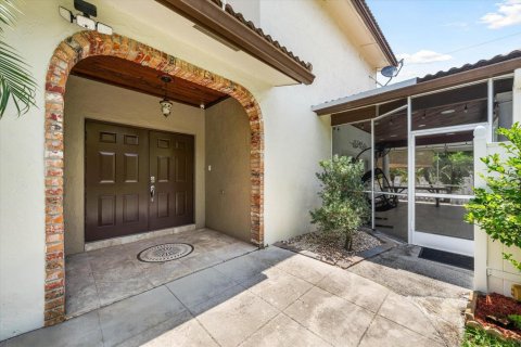 House in West Palm Beach, Florida 4 bedrooms, 306.21 sq.m. № 2187090 - photo 3