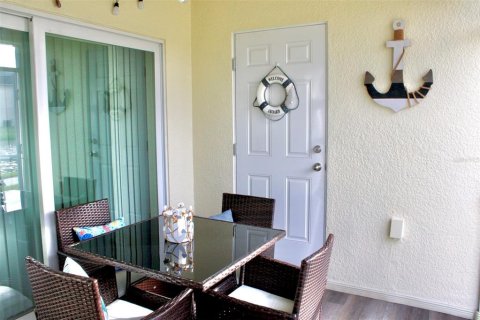 Adosado en venta en Kissimmee, Florida, 3 dormitorios, 163.04 m2 № 1899579 - foto 18