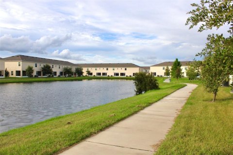 Adosado en venta en Kissimmee, Florida, 3 dormitorios, 163.04 m2 № 1899579 - foto 22