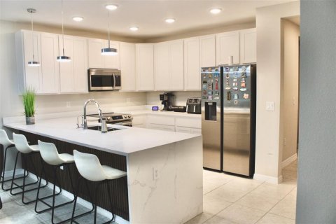 Adosado en venta en Kissimmee, Florida, 3 dormitorios, 163.04 m2 № 1899579 - foto 6