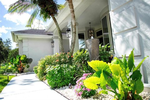 House in Ormond Beach, Florida 4 bedrooms, 243.13 sq.m. № 1904944 - photo 4