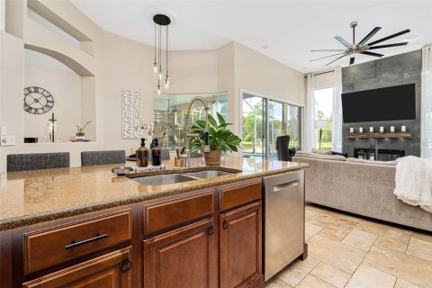 House in Ormond Beach, Florida 4 bedrooms, 243.13 sq.m. № 1904944 - photo 14