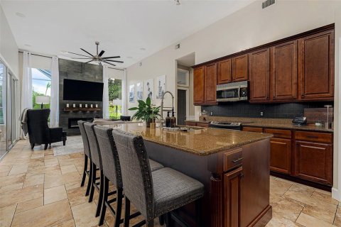 House in Ormond Beach, Florida 4 bedrooms, 243.13 sq.m. № 1904944 - photo 15