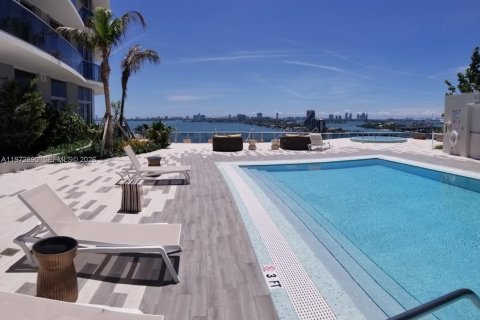 Купить кондоминиум в Майами, Флорида 2 спальни, 82.5м2, № 2041191 - фото 13