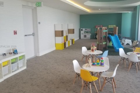 Купить кондоминиум в Майами, Флорида 2 спальни, 82.5м2, № 2041191 - фото 11