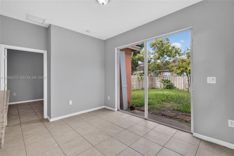 Adosado en venta en Homestead, Florida, 3 dormitorios, 116.13 m2 № 2382051 - foto 17