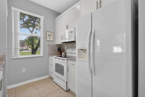 Adosado en venta en Homestead, Florida, 3 dormitorios, 116.13 m2 № 2382051 - foto 5
