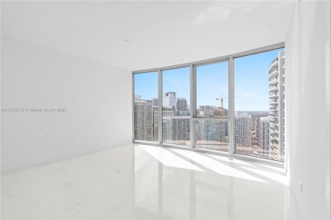 Copropriété à louer à Miami, Floride: 2 chambres, 198.16 m2 № 1612346 - photo 16
