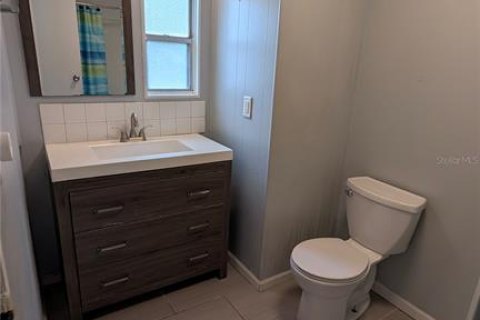 Снять в аренду квартиру в Сеффнер, Флорида 2 спальни, 125.42м2, № 2106800 - фото 7