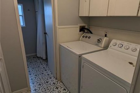 Снять в аренду квартиру в Сеффнер, Флорида 2 спальни, 125.42м2, № 2106800 - фото 11