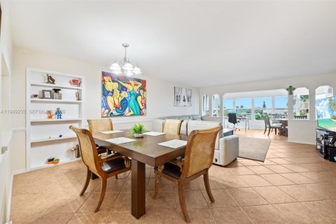 Condo in Fort Lauderdale, Florida, 2 bedrooms  № 2004917 - photo 9