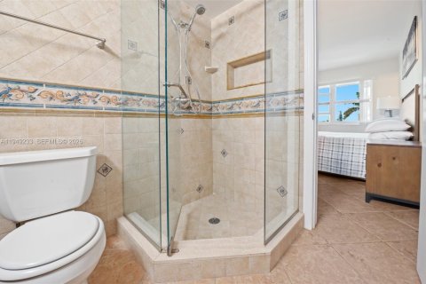 Condo in Fort Lauderdale, Florida, 2 bedrooms  № 2004917 - photo 30