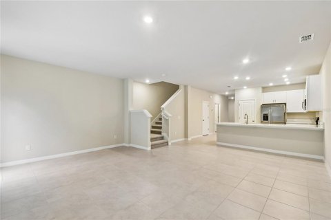 Adosado en venta en Daytona Beach, Florida, 3 dormitorios, 164.34 m2 № 2108808 - foto 9