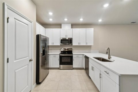 Adosado en venta en Daytona Beach, Florida, 3 dormitorios, 164.34 m2 № 2108808 - foto 6