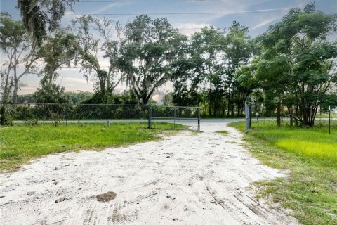 Купить коммерческую недвижимость в Окала, Флорида 117.43м2, № 2204602 - фото 12