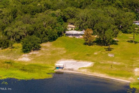 Casa en venta en Keystone Heights, Florida, 2 dormitorios, 246.56 m2 № 801063 - foto 1