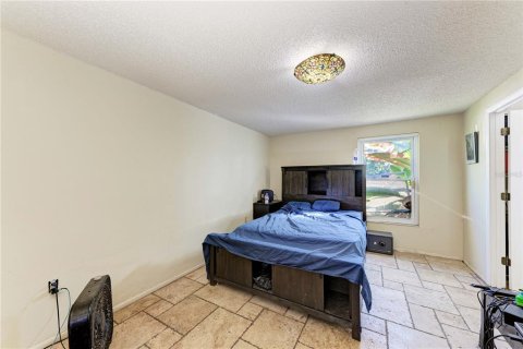 Villa ou maison à vendre à Bradenton, Floride: 5 chambres, 268.12 m2 № 824357 - photo 20
