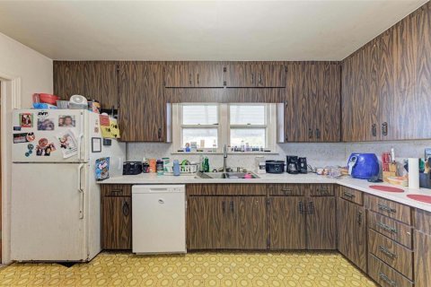 Villa ou maison à vendre à Bradenton, Floride: 5 chambres, 268.12 m2 № 824357 - photo 12