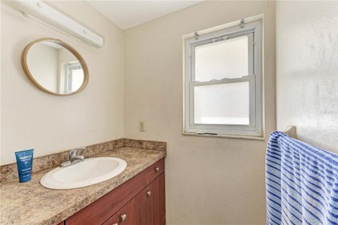 Villa ou maison à vendre à Bradenton, Floride: 5 chambres, 268.12 m2 № 824357 - photo 21