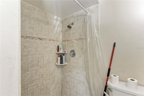 Villa ou maison à vendre à Bradenton, Floride: 5 chambres, 268.12 m2 № 824357 - photo 22