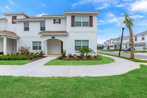 Touwnhouse à Four Corners, Floride 5 chambres, 192.49 m2 № 2296575