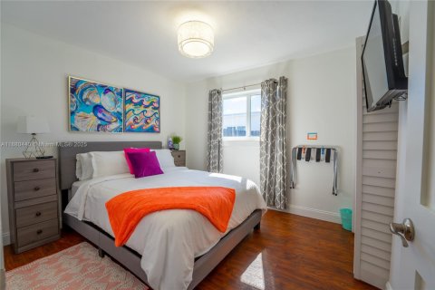 Casa en venta en Dania Beach, Florida, 3 dormitorios, 153.94 m2 № 1981884 - foto 23