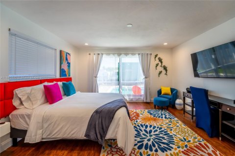 Casa en venta en Dania Beach, Florida, 3 dormitorios, 153.94 m2 № 1981884 - foto 25