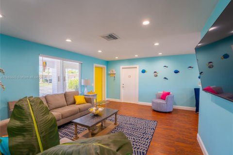 Casa en venta en Dania Beach, Florida, 3 dormitorios, 153.94 m2 № 1981884 - foto 27