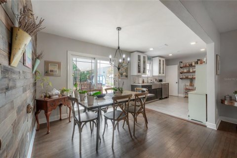 Villa ou maison à vendre à Tampa, Floride: 3 chambres, 119.84 m2 № 2120331 - photo 14