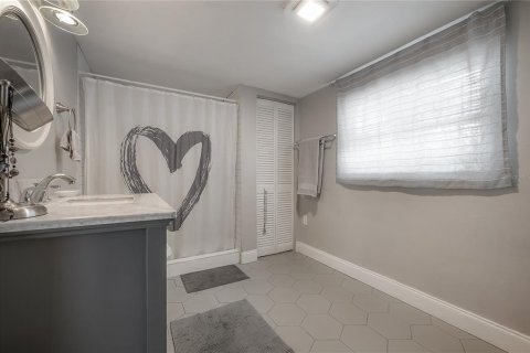 Villa ou maison à vendre à Tampa, Floride: 3 chambres, 119.84 m2 № 2120331 - photo 26