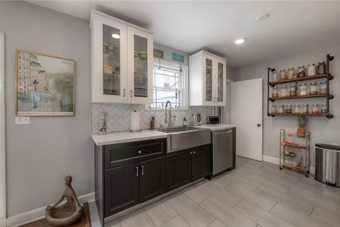 Villa ou maison à vendre à Tampa, Floride: 3 chambres, 119.84 m2 № 2120331 - photo 16