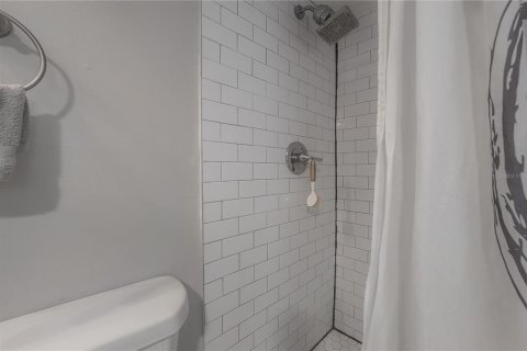 Villa ou maison à vendre à Tampa, Floride: 3 chambres, 119.84 m2 № 2120331 - photo 29