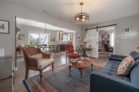 Villa ou maison à vendre à Tampa, Floride: 3 chambres, 119.84 m2 № 2120331 - photo 12