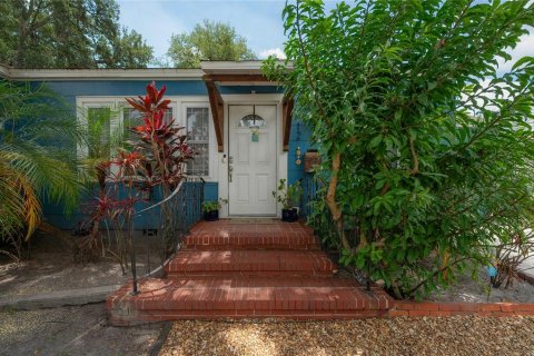 Villa ou maison à vendre à Tampa, Floride: 3 chambres, 119.84 m2 № 2120331 - photo 6