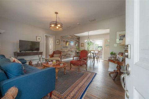 Villa ou maison à vendre à Tampa, Floride: 3 chambres, 119.84 m2 № 2120331 - photo 8
