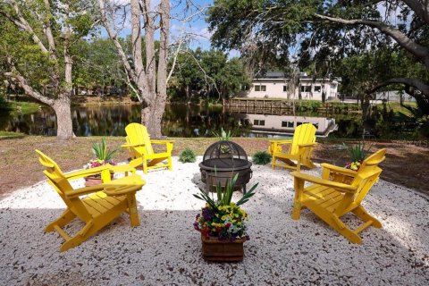 Villa ou maison à Palm Harbor, Floride 2 chambres, 78.04 m2 № 2427193